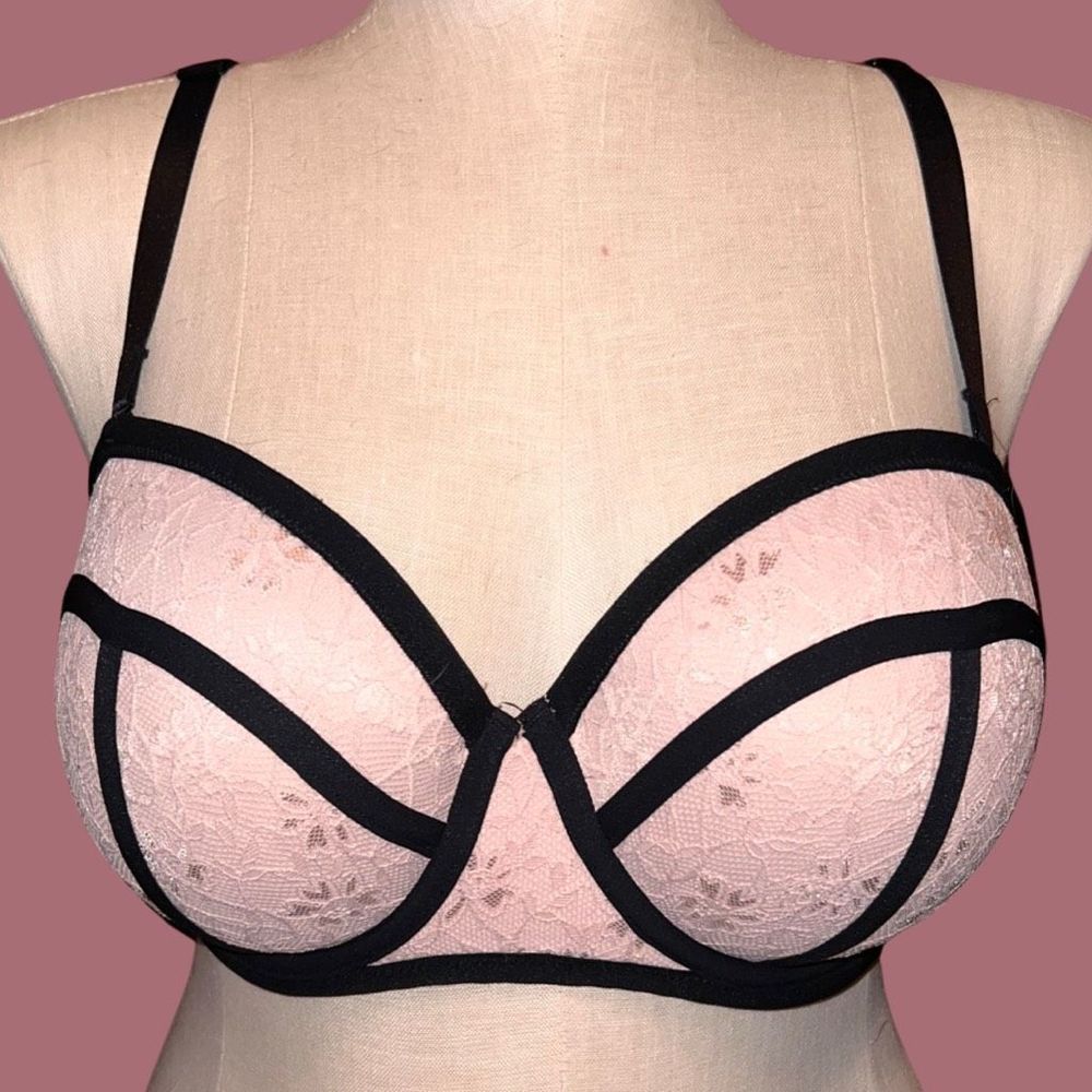 Plus Size Torrid Rose Blush Lace Push Up Plunge Convertible Bra Size 38DDD